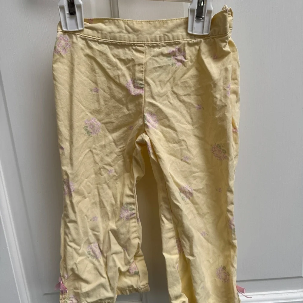 Gymboree 3T Girls Yellow Capri Pants with Pink Floral Accents